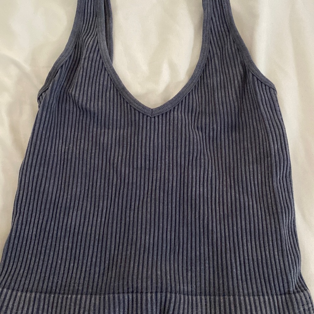 blue/grey crop tank top